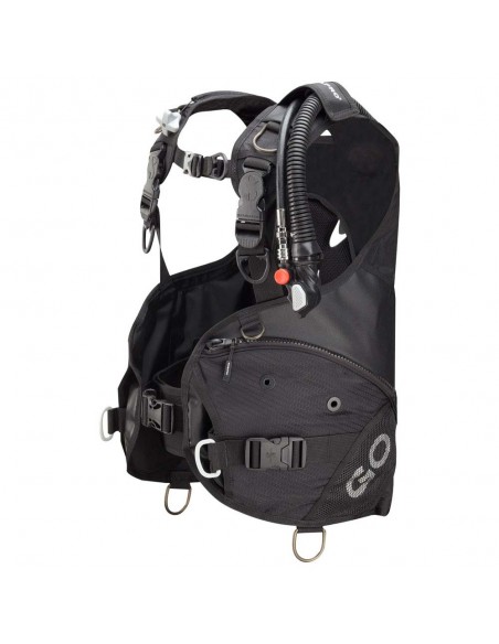 The Go is a lightweight, easy to pack and extremely comfortable BC targetting traveling divers.