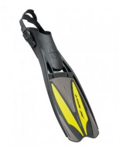If you're a fan of traditional blade fins, this comfortable kicker will definitely impress with its power, acceleration and mane