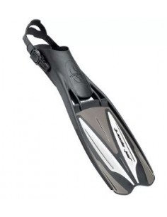 If you're a fan of traditional blade fins, this comfortable kicker will definitely impress with its power, acceleration and mane